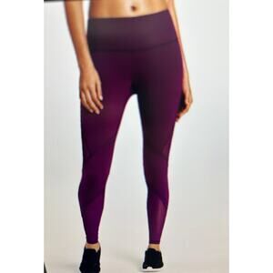 Victoria Secret Sport Knockout Tight - L